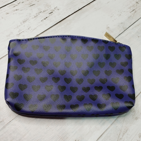 Ipsy Purple Glam Bag w/ Black Hearts November 2018 - Picture 2 of 4